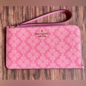 🌸Kate Spade Floral Pink Wristlet Brand New🌸